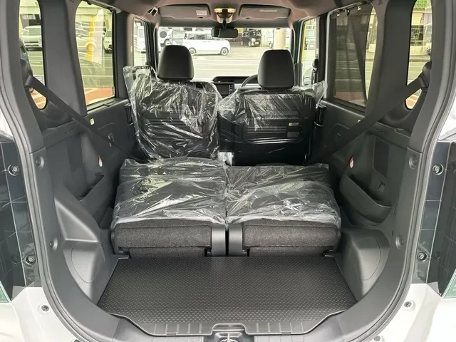 タント(ダイハツ)RS パノラマUGP 純正ナビ付届出済未使用車 12