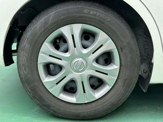 ノート(ニッサン)Ｘ中古車 13