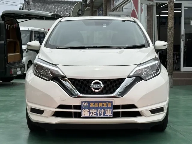 ノート(ニッサン)Ｘ中古車 24