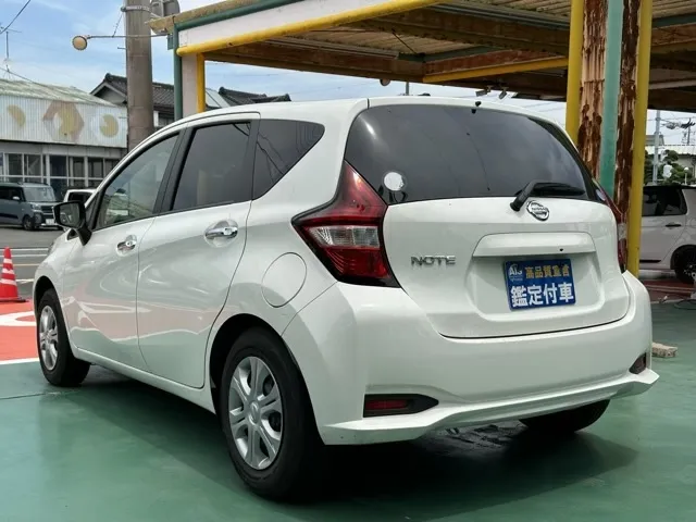 ノート(ニッサン)Ｘ中古車 2
