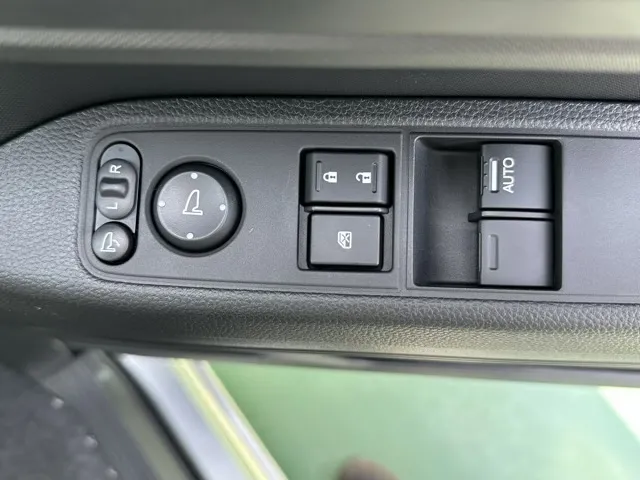 N-VAN(ホンダ)Lタイプ AT届出済未使用車 10