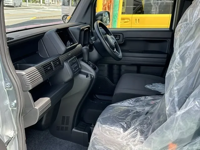 N-VAN(ホンダ)Lタイプ AT届出済未使用車 3
