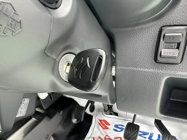 キャリートラック(スズキ)頑丈ダンプ ４WD セーフティサポート非装着車届出済未使用車 14