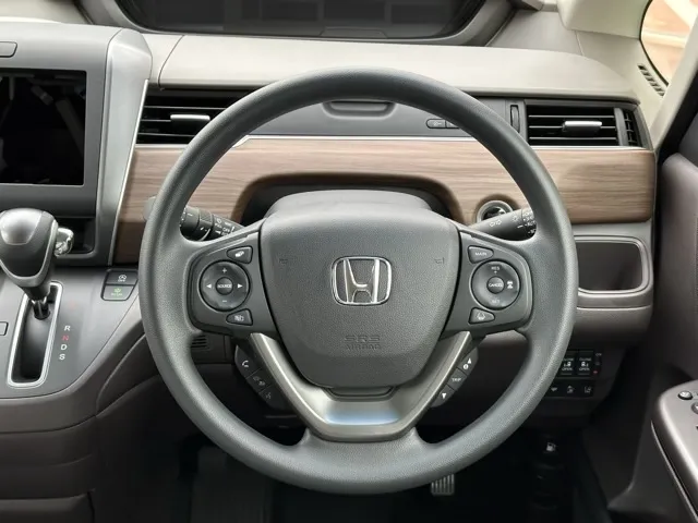 フリード(ホンダ)G登録済未使用車 6