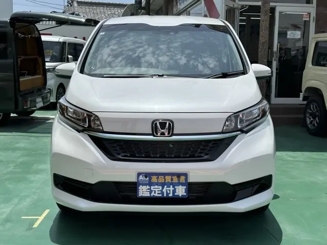 フリード(ホンダ)ハイブリッドG登録済未使用車 18