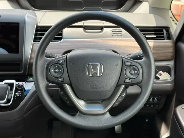 フリード(ホンダ)ハイブリッドG登録済未使用車 6