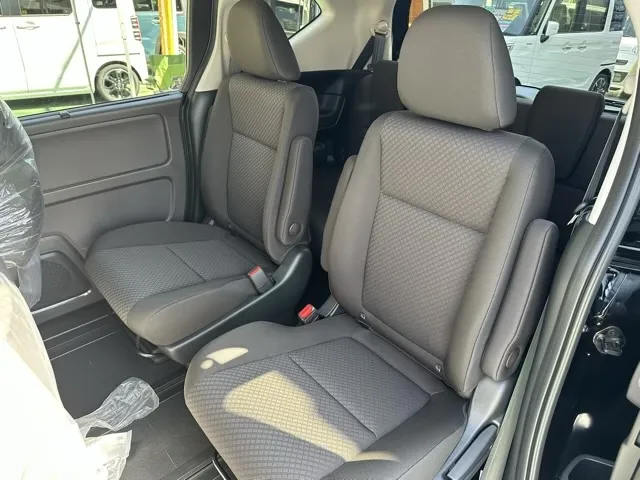 フリード(ホンダ)G登録済未使用車 17