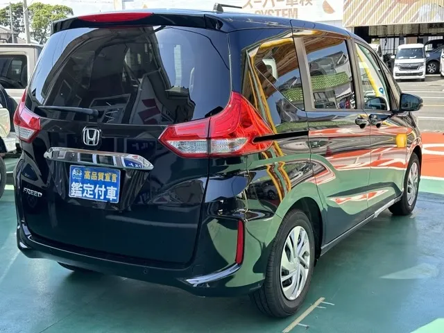 フリード(ホンダ)G登録済未使用車 3