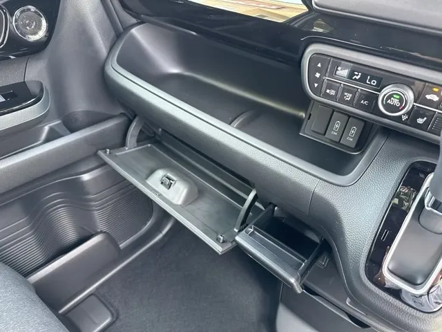 N-BOX(ホンダ)L　両側電動スライドドア届出済未使用車 23