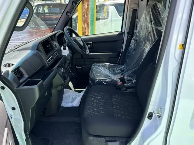 アトレー(ダイハツ)デッキバン届出済未使用車 3