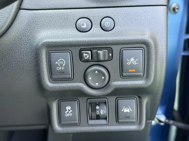 ノート(ニッサン)X ＤＩＧ－Ｓ中古車 15
