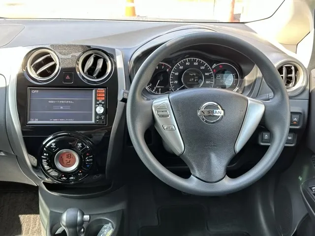 ノート(ニッサン)X ＤＩＧ－Ｓ中古車 8