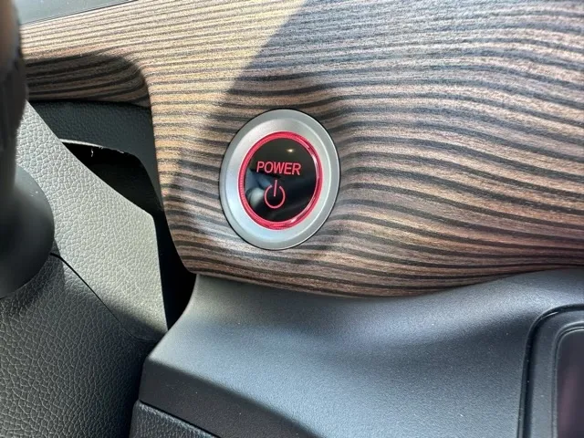 フリード(ホンダ)ハイブリッド クロスター登録済未使用車 12