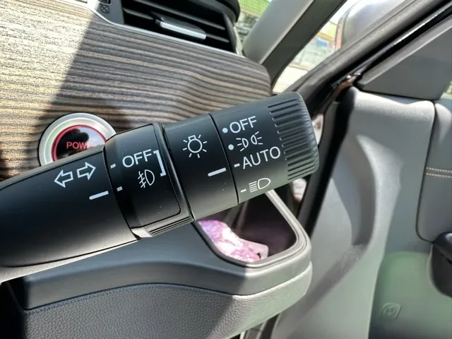 フリード(ホンダ)ハイブリッド クロスター登録済未使用車 13