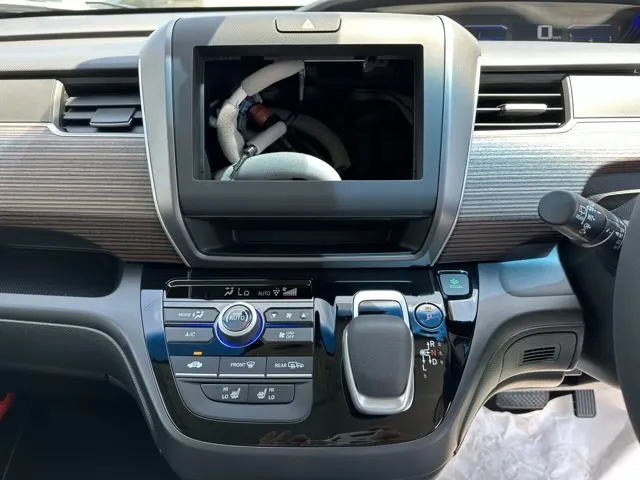 フリード(ホンダ)ハイブリッド クロスター登録済未使用車 16