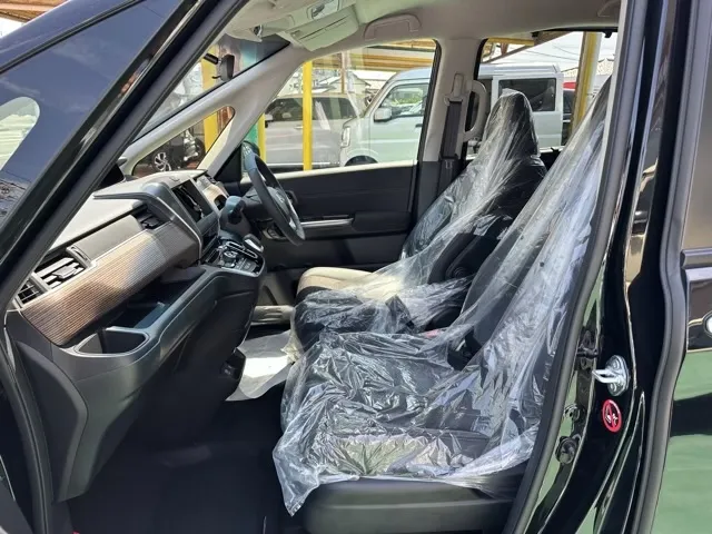 フリード(ホンダ)ハイブリッド クロスター登録済未使用車 3