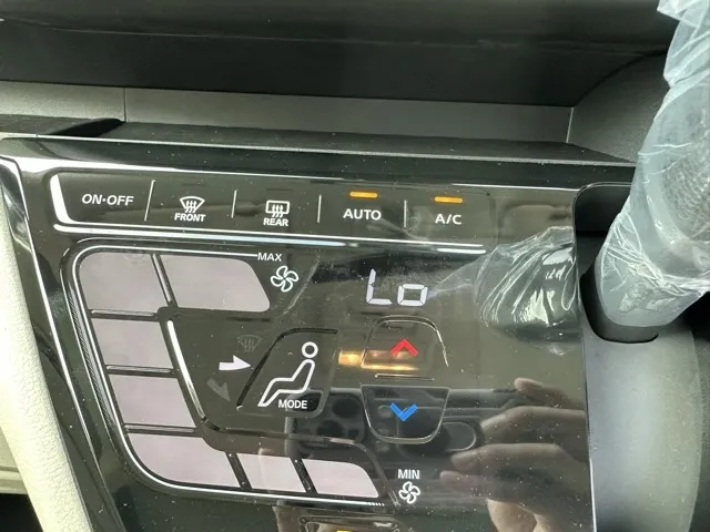 ルークス(ニッサン)X新車見本展示有 20