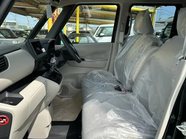 ルークス(ニッサン)X新車見本展示有 3