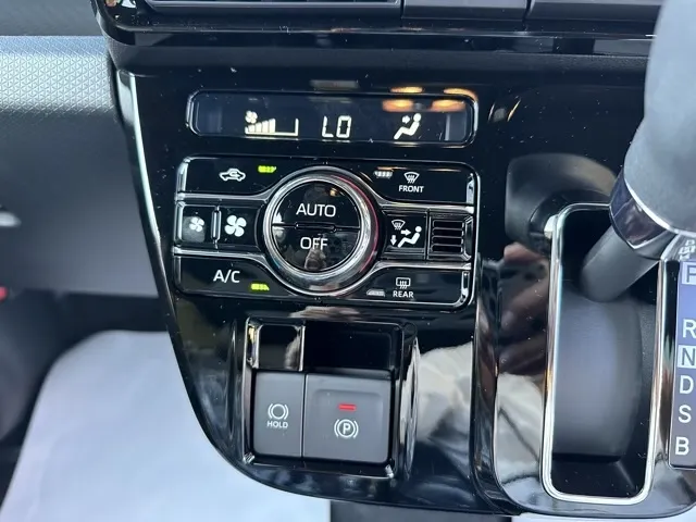 タント(ダイハツ)X 純正ナビ付届出済未使用車 27