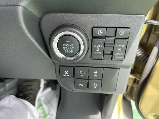 アトレー(ダイハツ)デッキバン AT 4WD届出済未使用車 12