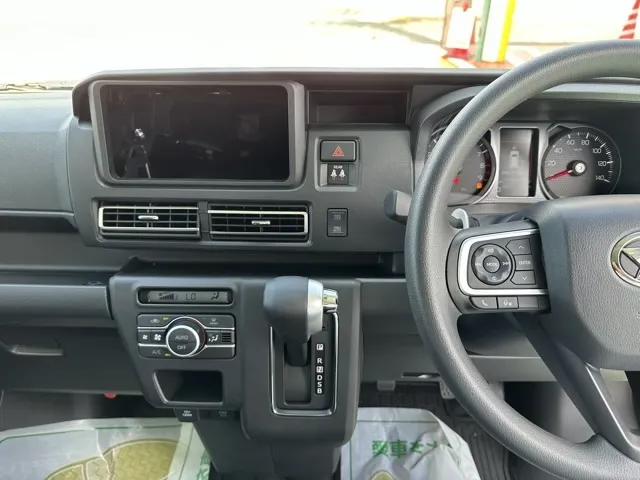 アトレー(ダイハツ)デッキバン AT 4WD届出済未使用車 13