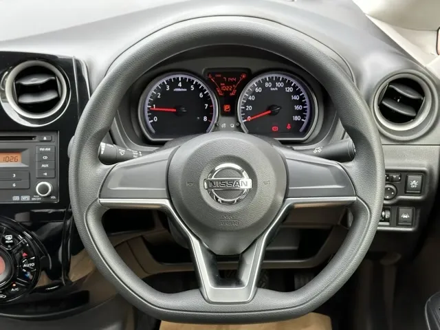 ノート(ニッサン)X アラウンドビューモニター中古車 8