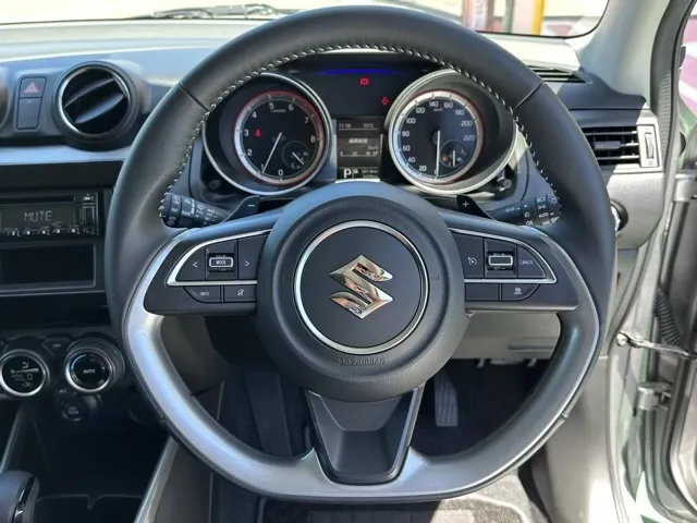 スイフト(スズキ)RS　セーフティパッケージ中古車 10