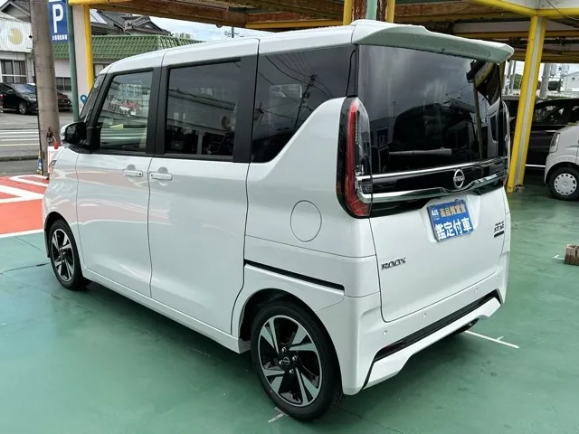 ルークス（日産）E（2010年8月）｜カタログから中古車を探す