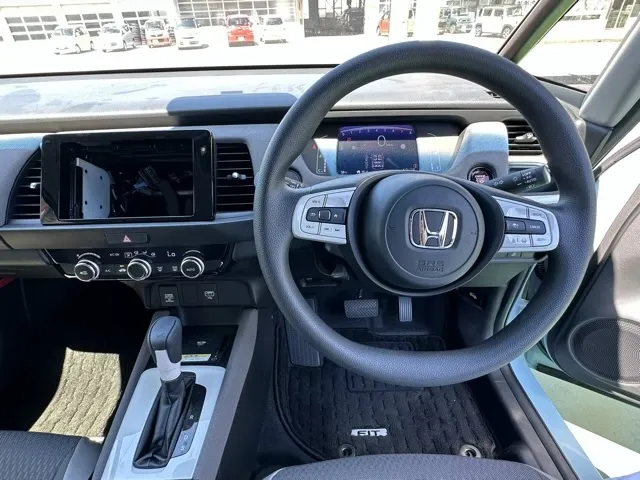 フィット(ホンダ)ＣＲＯＳＳＴＡＲ（クロスター）中古車 15