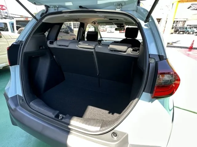 フィット(ホンダ)ＣＲＯＳＳＴＡＲ（クロスター）中古車 7