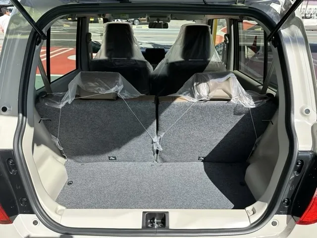 ラパン(スズキ)X届出済未使用車 8