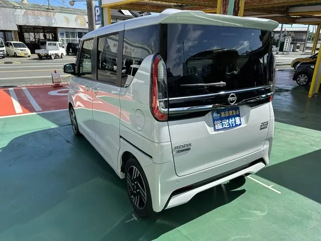 ルークス(ニッサン)ハイウェイスターX アーバンクロム プロパイロットエディション届出済未使用車 2