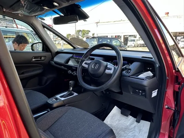 フィット(ホンダ)e：HEV ホーム カーサディーラ-試乗車 7