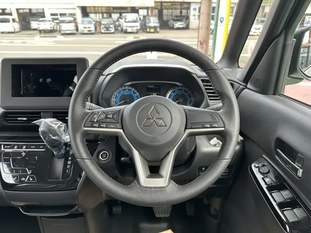 eKクロススペース(三菱)Ｇ　プラスエディション届出済未使用車 6