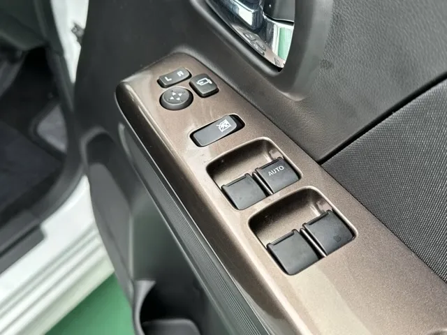 ワゴンR(スズキ)ハイブリッド ZT届出済未使用車 10