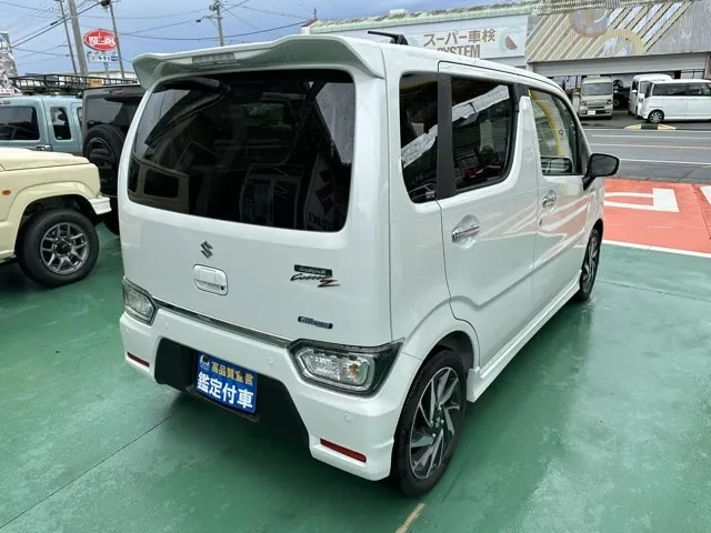 ワゴンR(スズキ)ハイブリッド ZT届出済未使用車 8