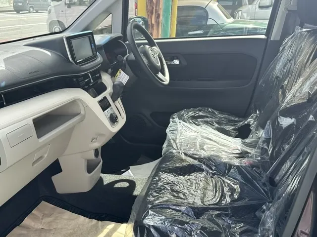 ムーヴ(ダイハツ)XリミテッドⅡ SAⅢ 純正ナビ届出済未使用車 3