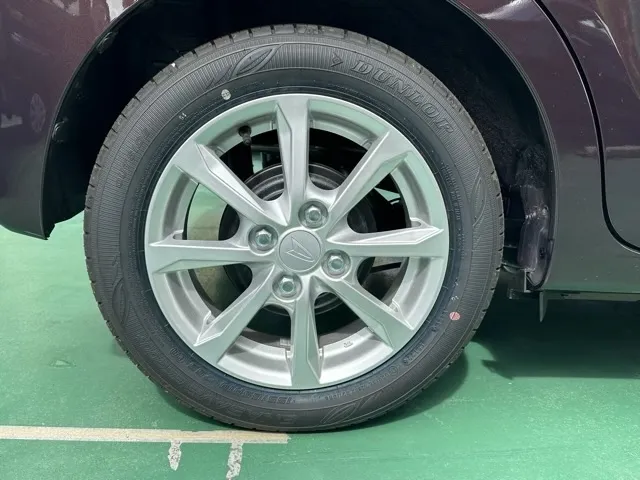 ムーヴ(ダイハツ)XリミテッドⅡ SAⅢ 純正ナビ届出済未使用車 8