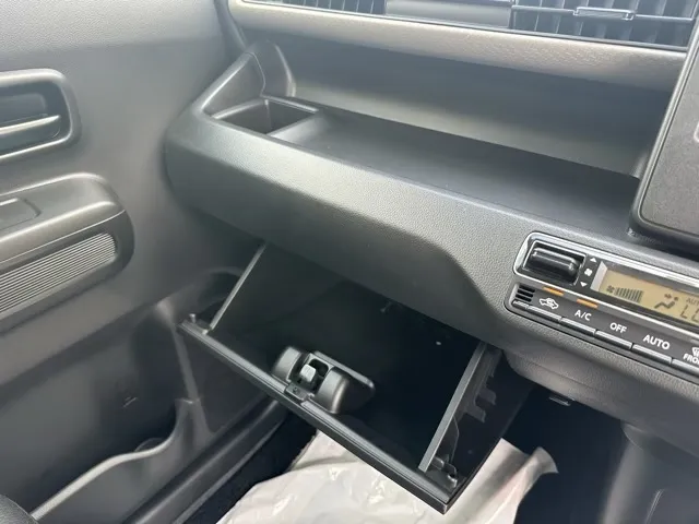 ワゴンR(スズキ)ハイブリッド　ＦXセーフティパッケージ装着車ディーラ-試乗車 18