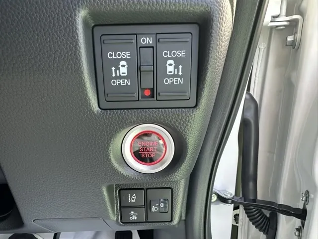 N-BOX(ホンダ)L　両側電動スライドドア届出済未使用車 15