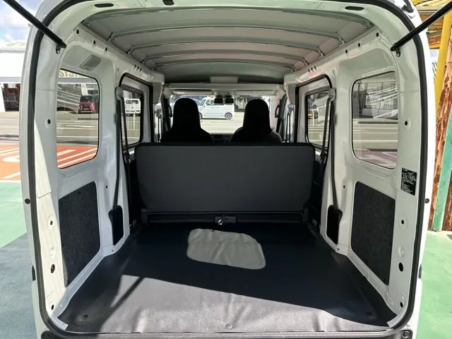 ハイゼットカーゴ デラックス AT ダイハツ ディーラ-試乗車は静岡県