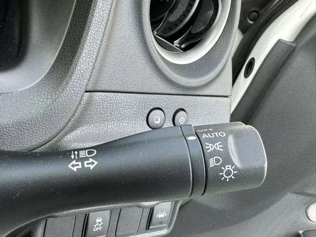 ノート(ニッサン)X アラウンドビューモニター中古車 18