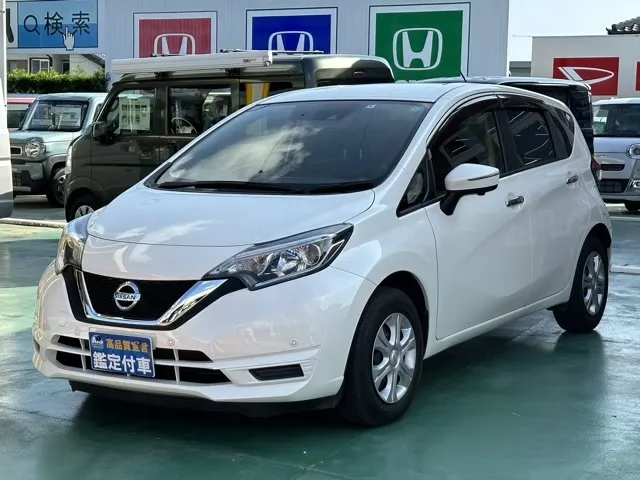 ノート(ニッサン)X アラウンドビューモニター中古車 1