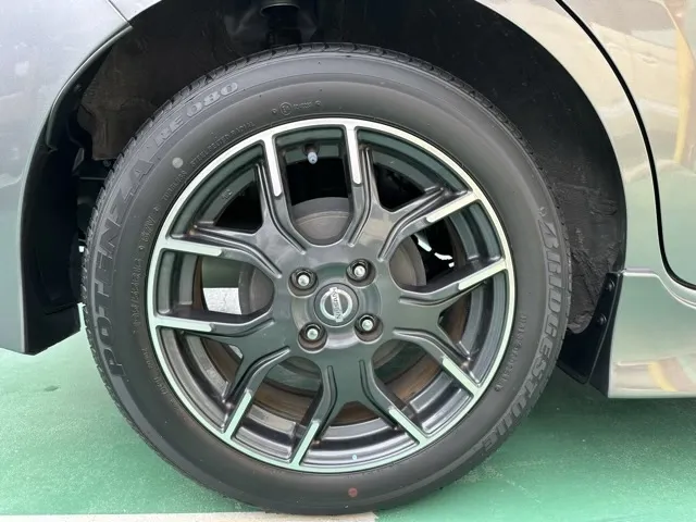 ノート(ニッサン)ニスモ中古車 11