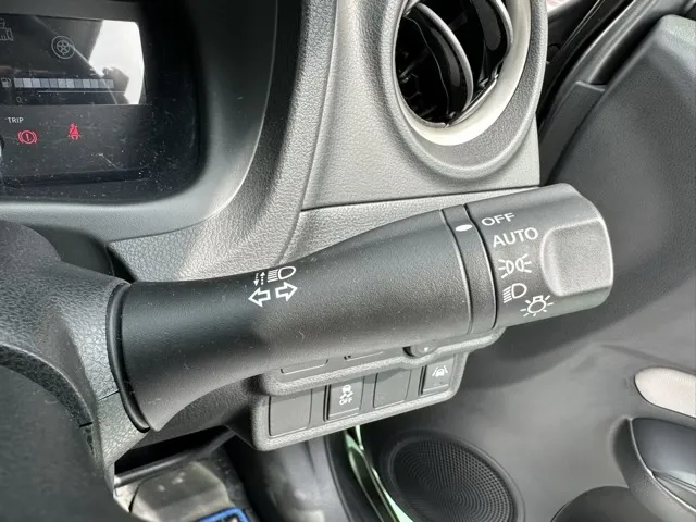 ノート(ニッサン)eパワーX中古車 13