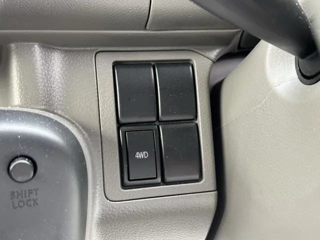 エブリイ(スズキ)PAリミテッド ４WDディーラ-試乗車 14