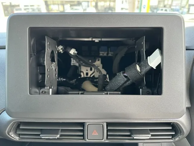 eKクロススペース(三菱)Ｔ届出済未使用車 19