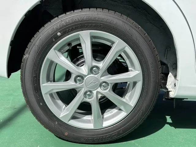 ムーヴ(ダイハツ)XリミテッドⅡ SAⅢ届出済未使用車 11