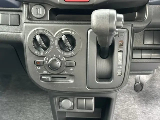 アルト(スズキ)A バックカメラ付きDオーディオディーラ-試乗車 12