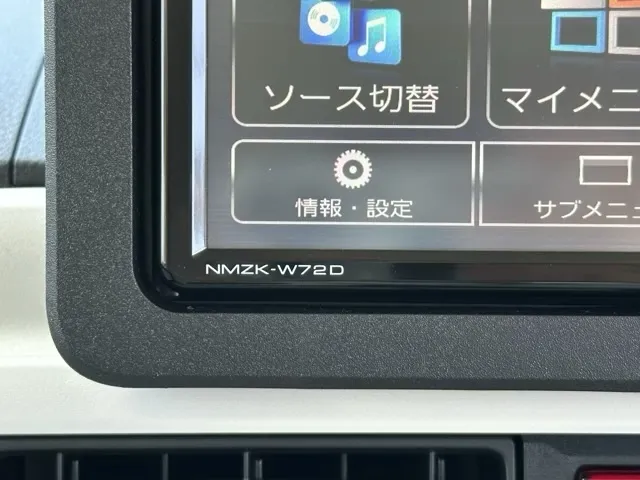 キャンバス(ダイハツ)ストライプスX UGP 純正ナビ付届出済未使用車 24